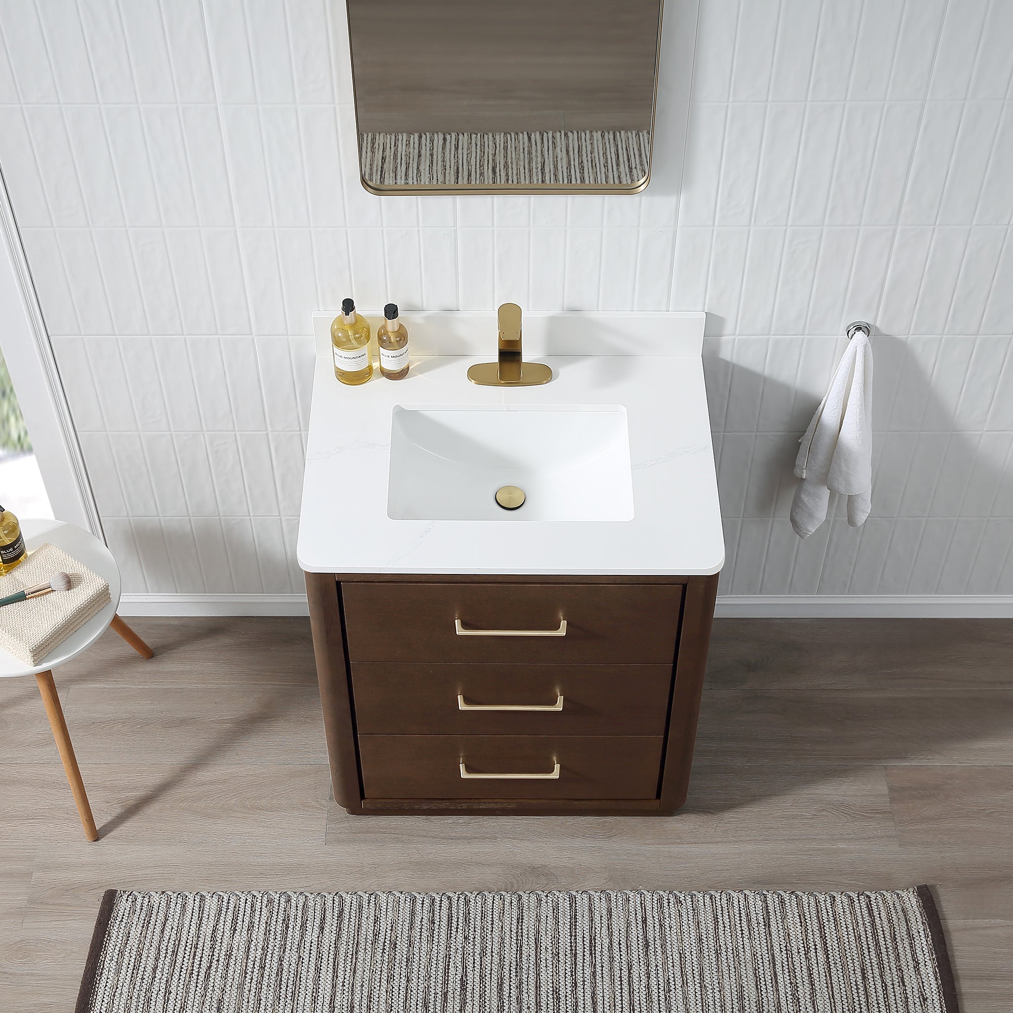 Free Standing Single Bathroom Vanity with Quartz Top RX-V04