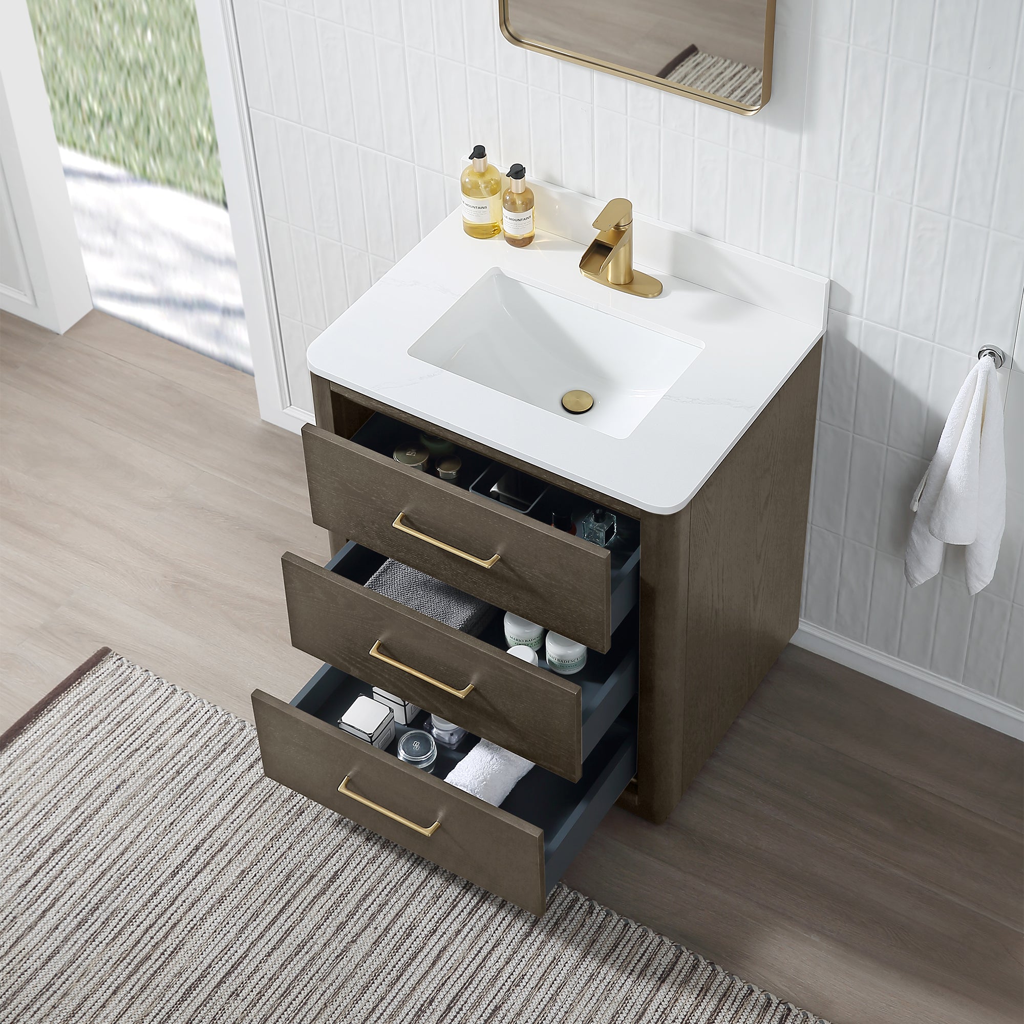 Free Standing Single Bathroom Vanity with Quartz Top RX-V04