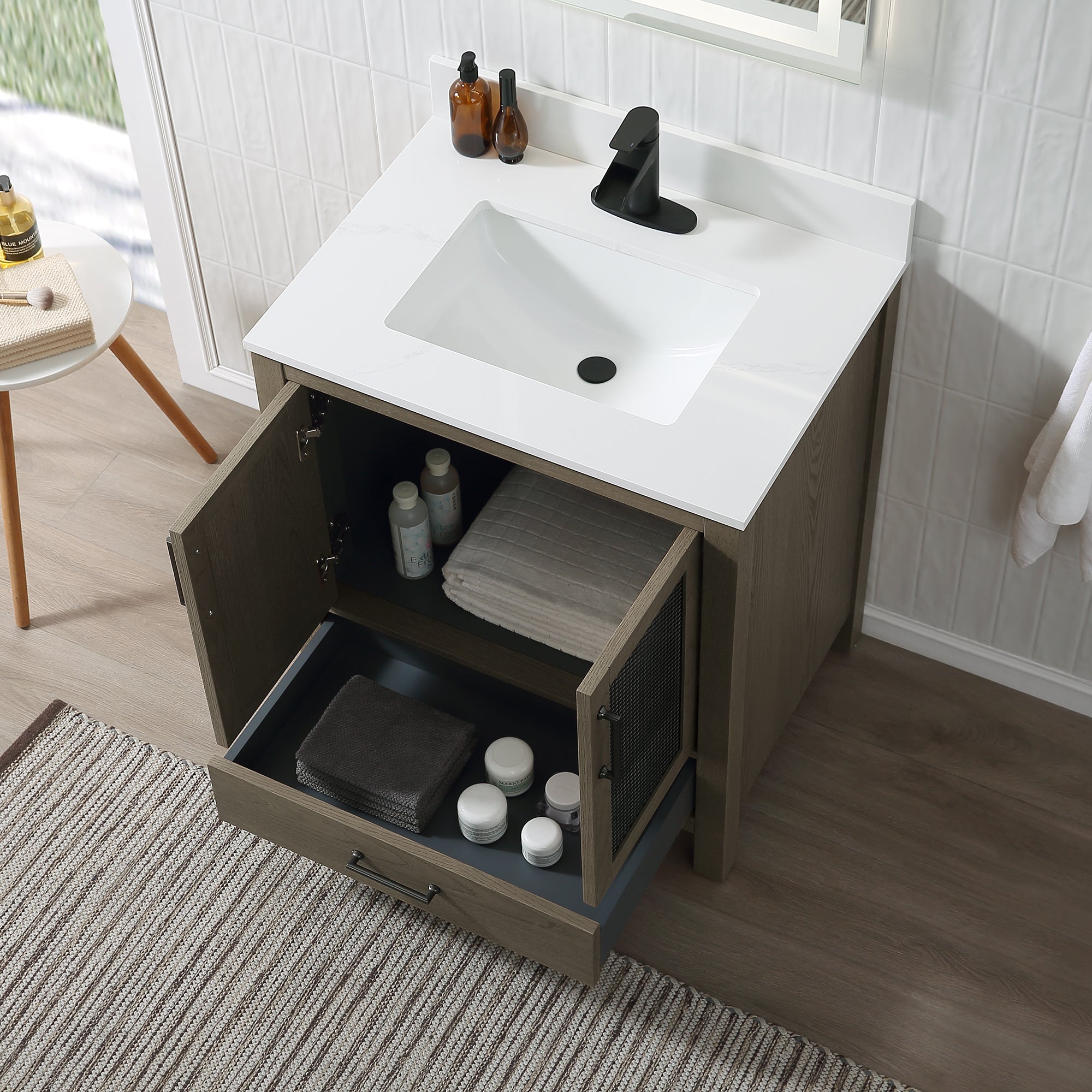 Free Standing Single Bathroom Vanity with Quartz Top RX-V05