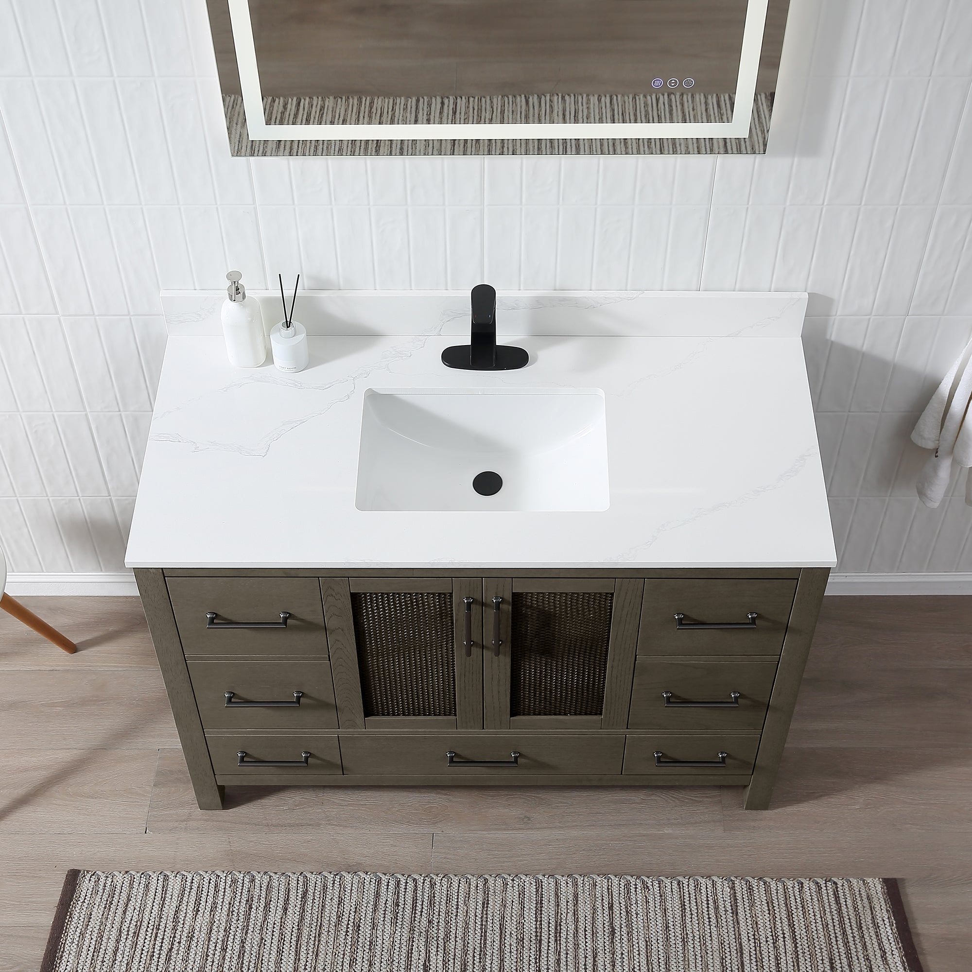 Free Standing Single Bathroom Vanity with Quartz Top RX-V05