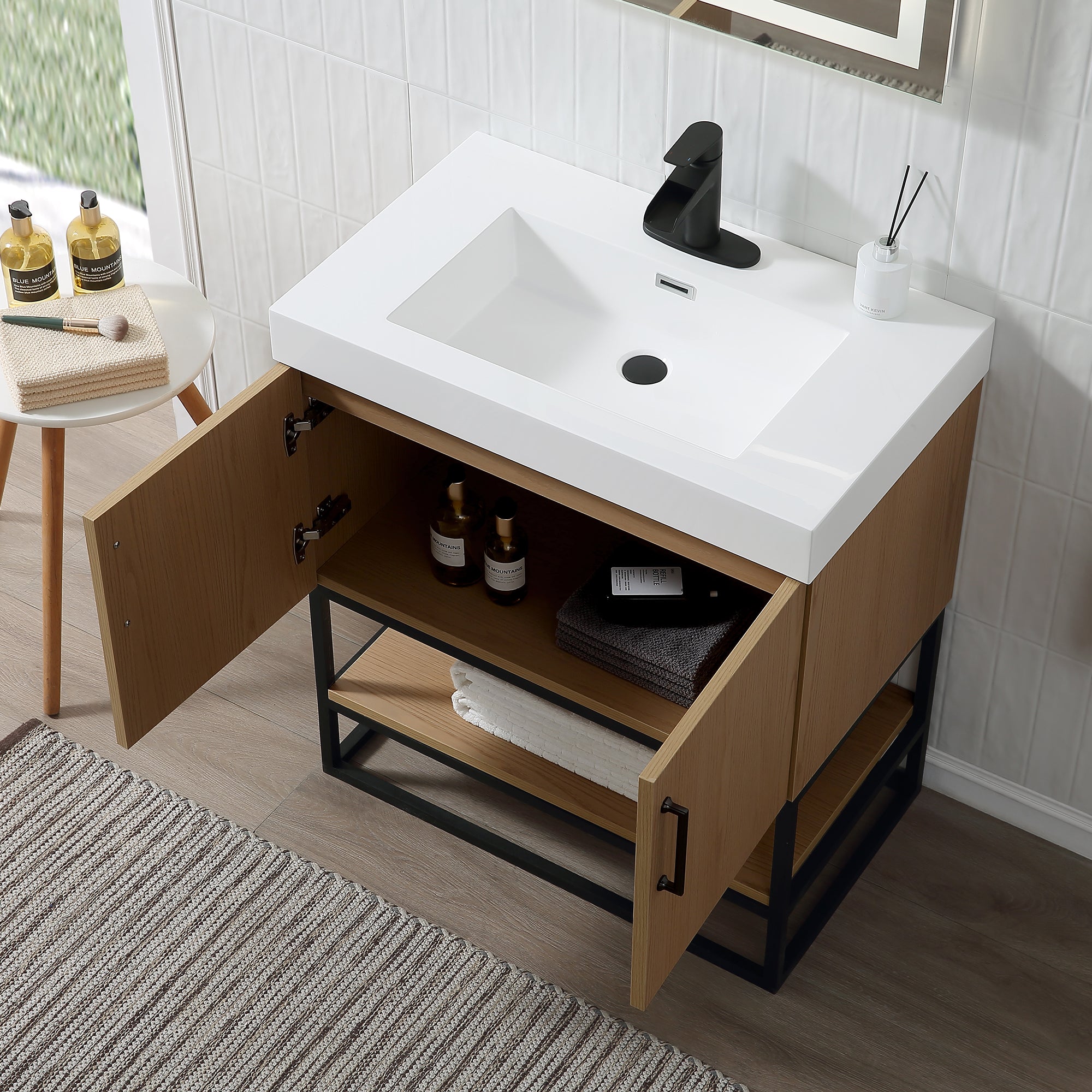 Wall Mounted Single Bathroom Vanity with Quartz Top RX-V06