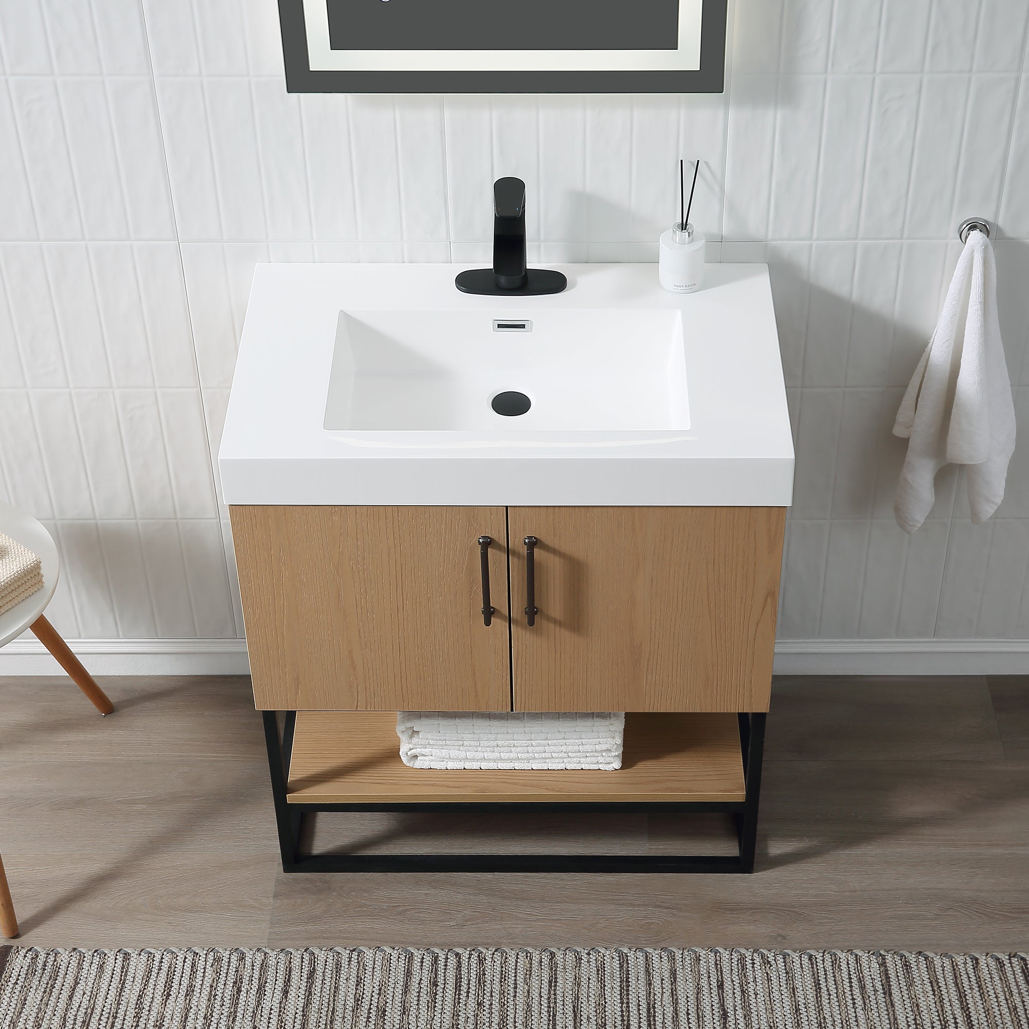 Wall Mounted Single Bathroom Vanity with Quartz Top RX-V06