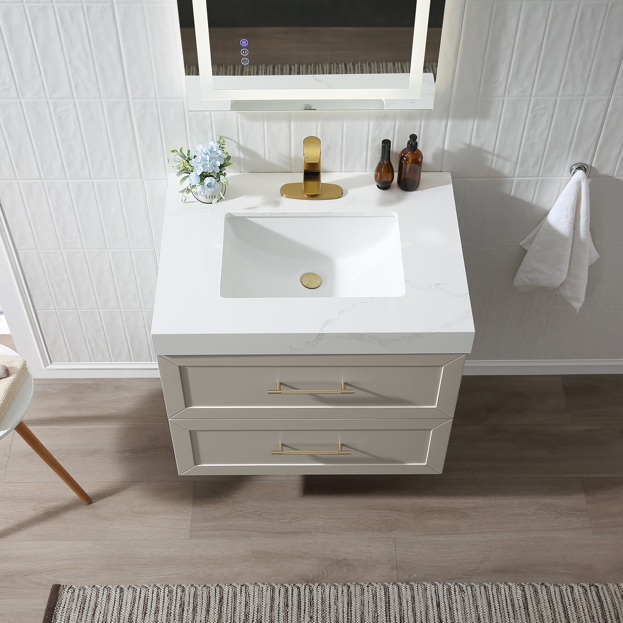 Wall Mounted Single Bathroom Vanity with Quartz Top RX-V07