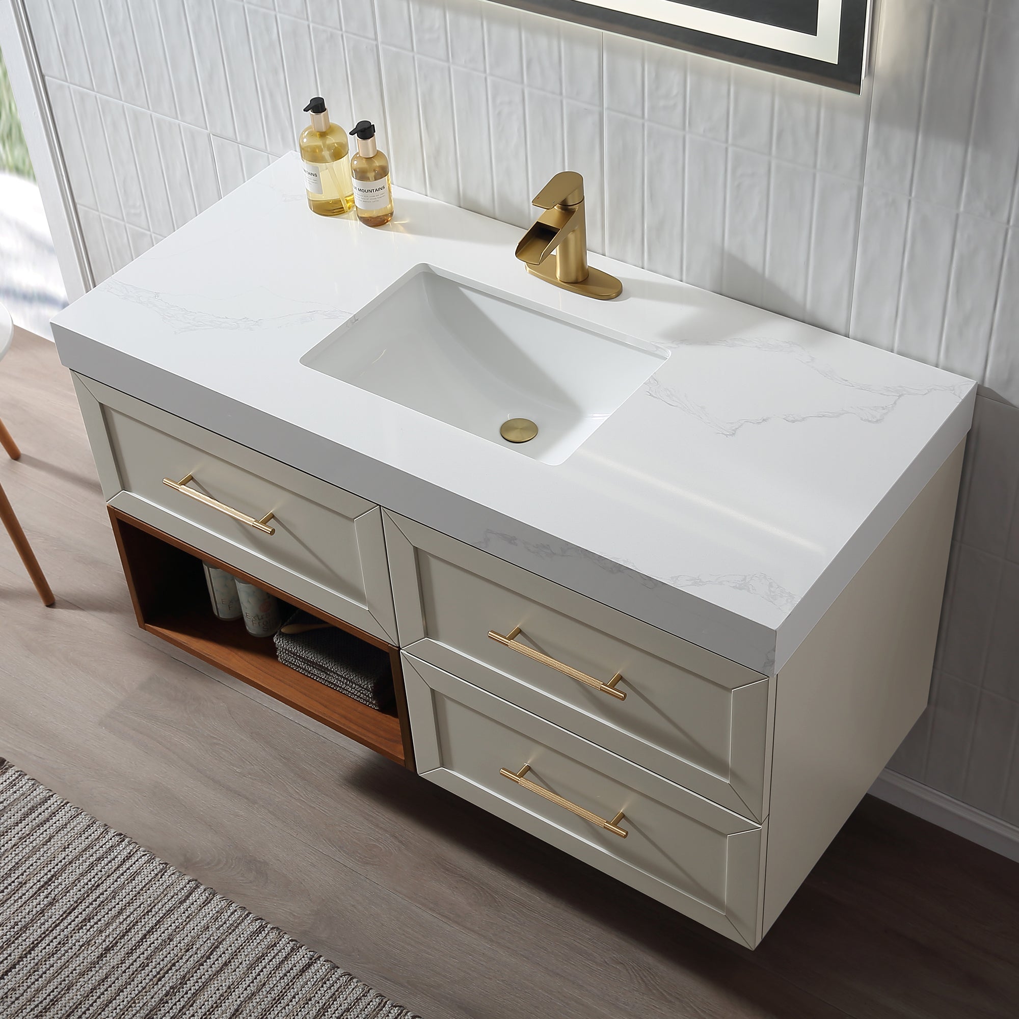 Wall Mounted Single Bathroom Vanity with Quartz Top RX-V07